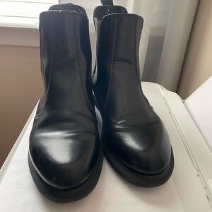 Women’s  Black Leather Chelsea Boots